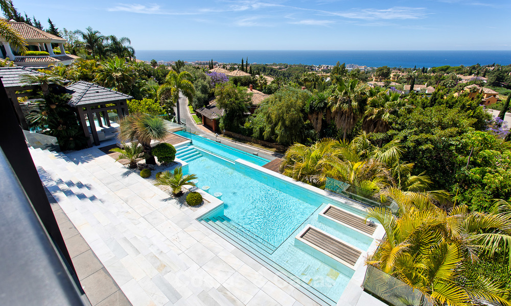 Very exclusive and majestic modern design villa with stunning sea views for sale, Golden Mile, Marbella 4536
