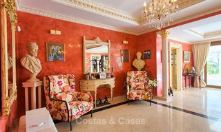 High end classical style luxury villa with sea views for sale on the Golden Mile, Marbella. 4617 