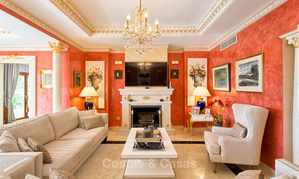 High end classical style luxury villa with sea views for sale on the Golden Mile, Marbella. 4618