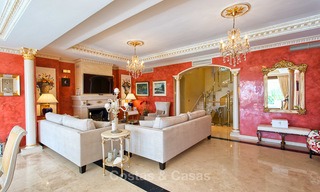 High end classical style luxury villa with sea views for sale on the Golden Mile, Marbella. 4619 
