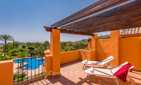 Freshly renovated, Andalusian style townhouses for sale, with sea views, ready to move in, Benahavis, Marbella 6139