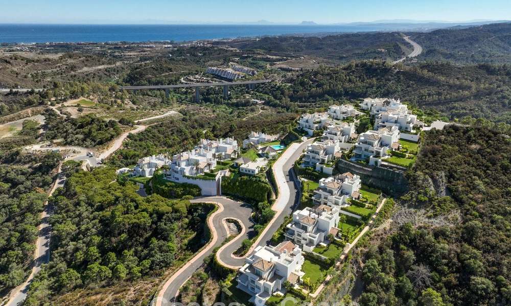 Modern luxury apartments for sale in a new development with spectacular sea views in Benahavis, Marbella 804266