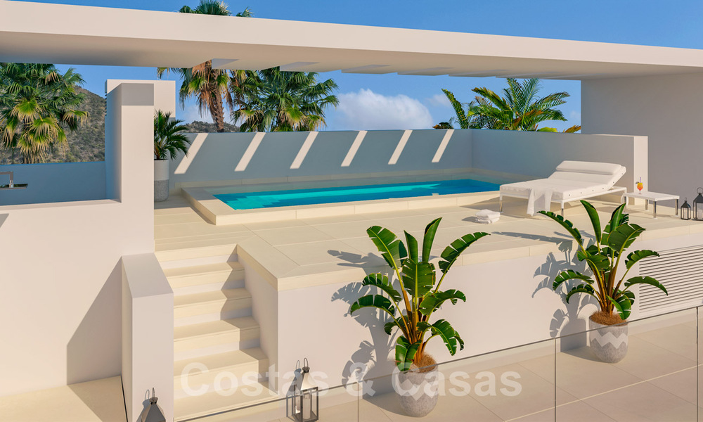 Modern-contemporary luxury apartments with exquisite sea views for sale, short drive to Marbella centre. Ready to move in. Last 3 penthouses. 38316