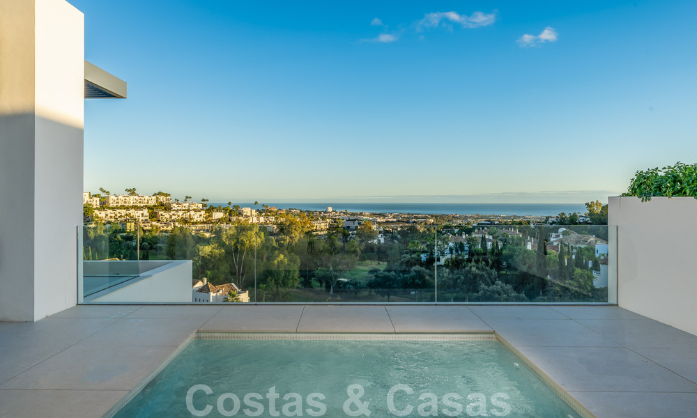 Exclusive new luxury apartments for sale, contemporary design and with sea views, in Benahavis - Marbella 35237