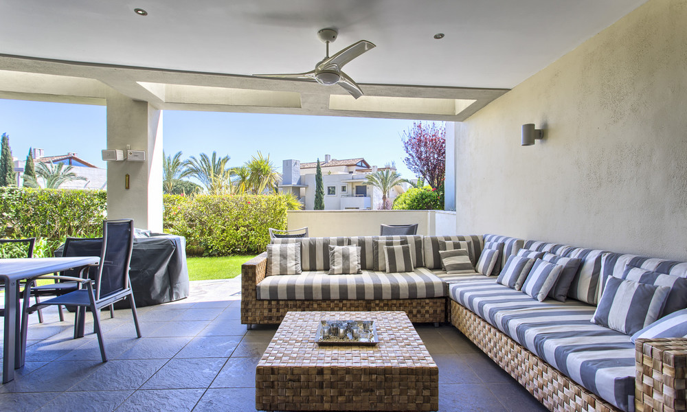 Spacious and smart modern luxury apartment for sale, Golden Mile, Marbella 5240
