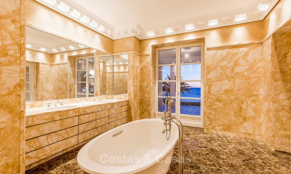 Prestigious palatial front line beach villa for sale, classic style, between Marbella and Estepona 5469