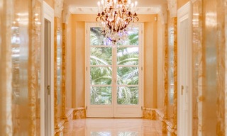 Prestigious palatial front line beach villa for sale, classic style, between Marbella and Estepona 5478 
