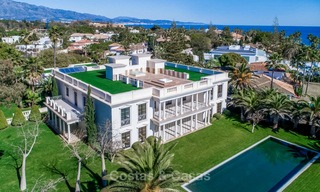 Prestigious palatial front line beach villa for sale, classic style, between Marbella and Estepona 5504 