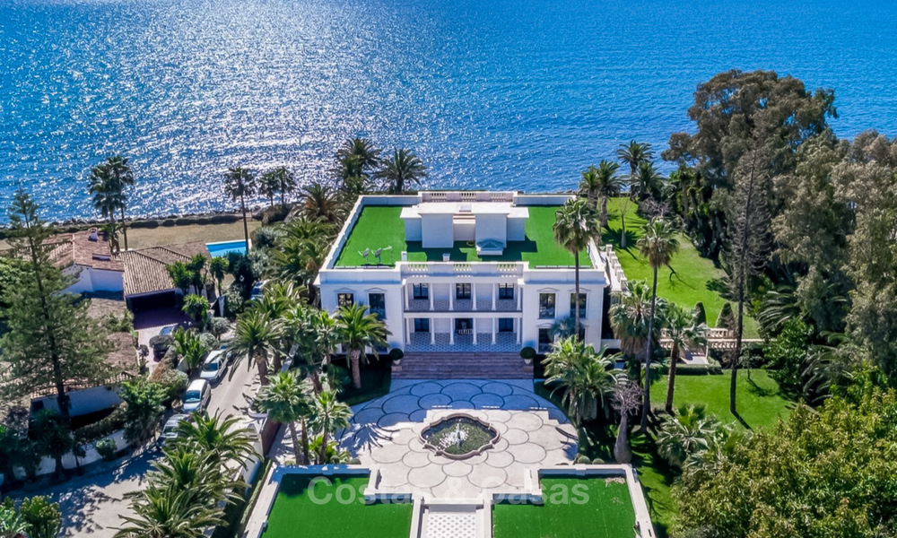 Prestigious palatial front line beach villa for sale, classic style, between Marbella and Estepona 5521