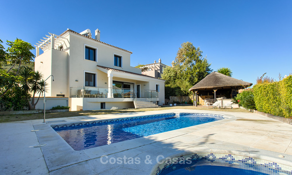 Spacious and attractive renovated villa with sea views for sale, La Duquesa, Manilva, Costa del Sol 5538