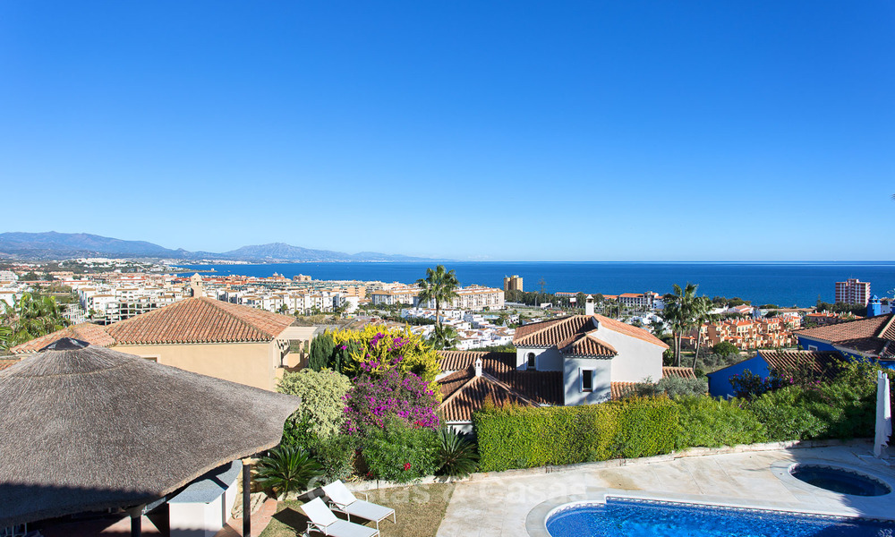 Spacious and attractive renovated villa with sea views for sale, La Duquesa, Manilva, Costa del Sol 5552