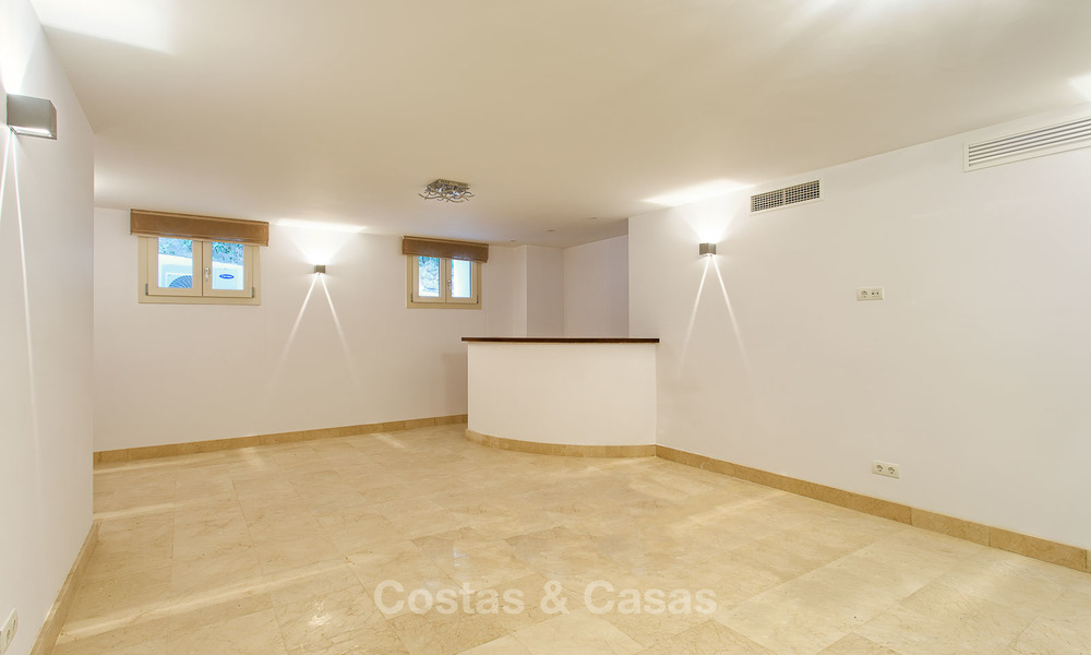 Spacious and attractive renovated villa with sea views for sale, La Duquesa, Manilva, Costa del Sol 5564