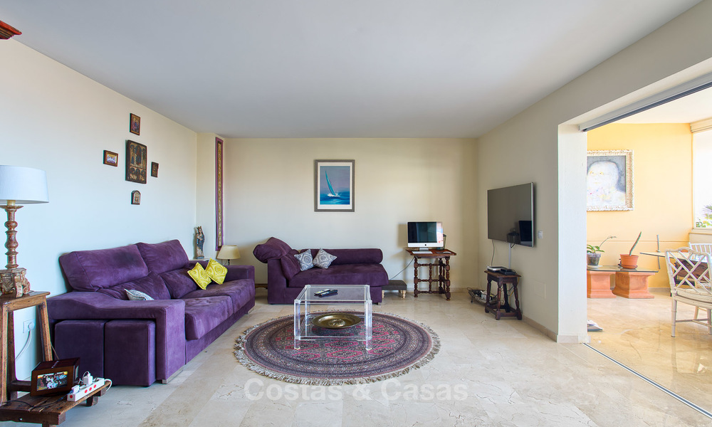Very spacious, cosy and convenient luxury penthouse apartment for sale, Estepona center 5634