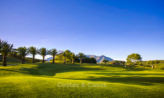 New, modern and exclusive golf townhouses with spectacular golf views for sale in Estepona 12149 