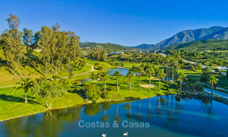New, modern and exclusive golf townhouses with spectacular golf views for sale in Estepona 12151 