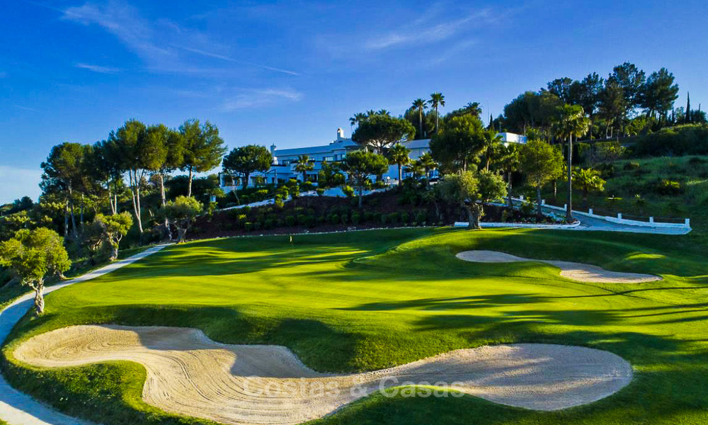 New, modern and exclusive golf townhouses with spectacular golf views for sale in Estepona 12153