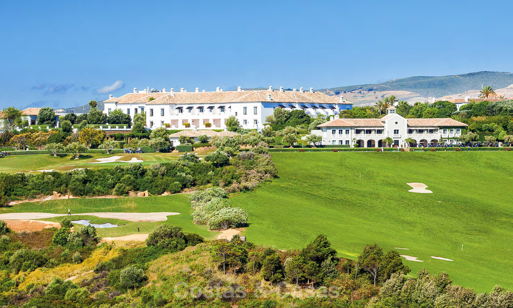 New avant-garde golf apartments and townhouses for sale, breath taking sea views, Casares, Costa del Sol 5718