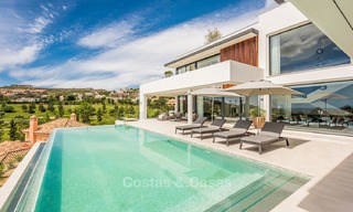 Spectacular high-end luxury villa for sale, turnkey, with panoramic sea, golf and mountain views, Benahavis - Marbella 5857 