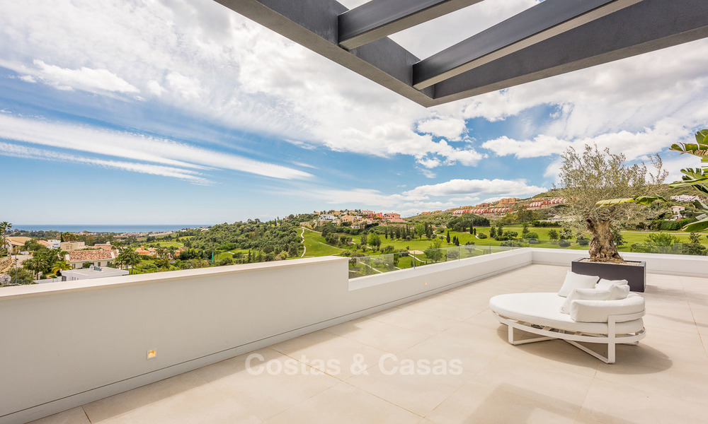 Spectacular high-end luxury villa for sale, turnkey, with panoramic sea, golf and mountain views, Benahavis - Marbella 5864