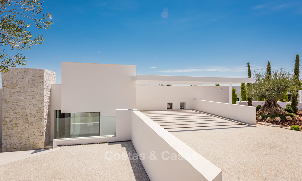 Turnkey exclusive high-end designer villa for sale, with panoramic sea, golf and mountain views, Benahavis - Marbella 5876