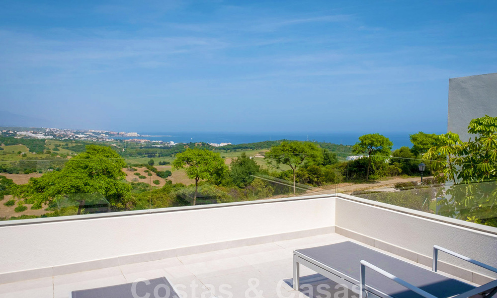 New avant-garde townhouses for sale, breath taking sea views, Casares, Costa del Sol. Ready to move in. 44326