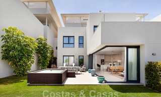 New avant-garde townhouses for sale, breath taking sea views, Casares, Costa del Sol. Ready to move in. 44327 