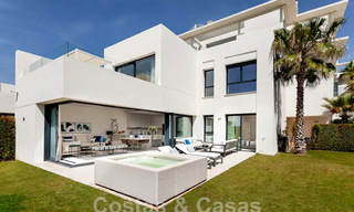 New avant-garde townhouses for sale, breath taking sea views, Casares, Costa del Sol. Ready to move in. 44346 