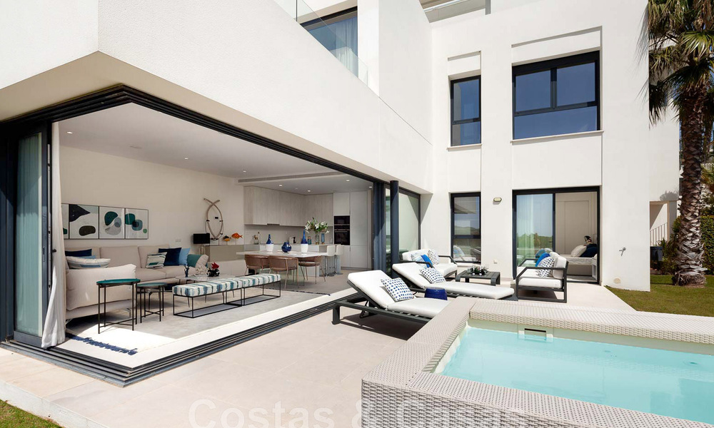 New avant-garde townhouses for sale, breath taking sea views, Casares, Costa del Sol. Ready to move in. 44347