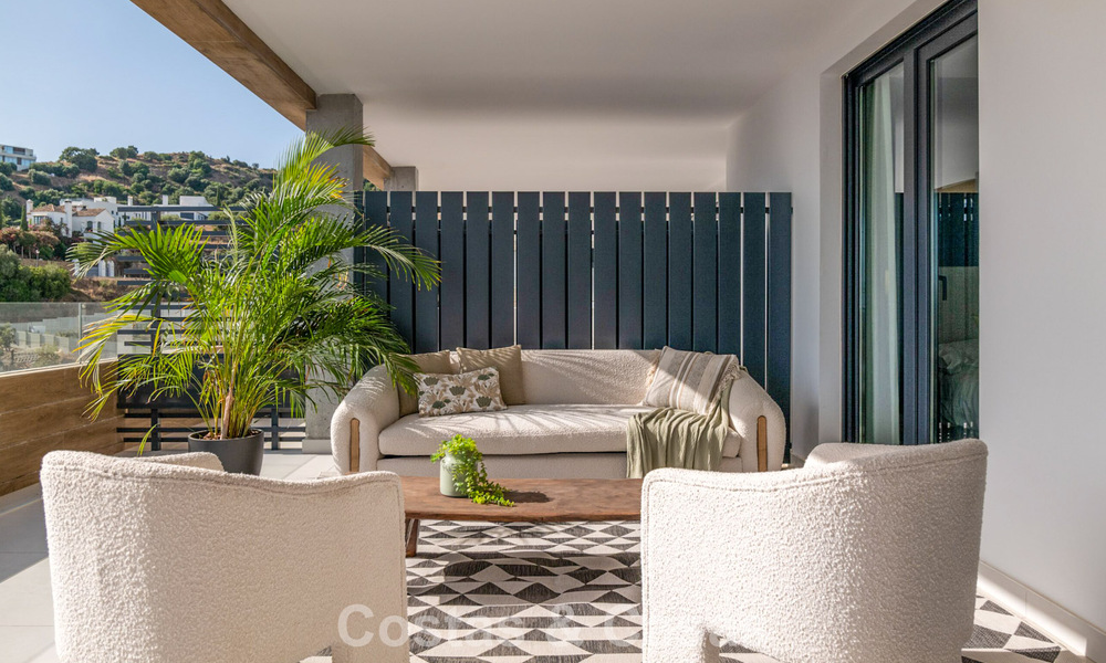 New modern apartments in a 5-star boutique resort for sale in Marbella with stunning sea views 802786