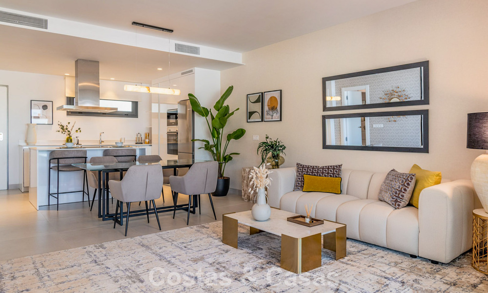 New modern apartments in a 5-star boutique resort for sale in Marbella with stunning sea views 802787