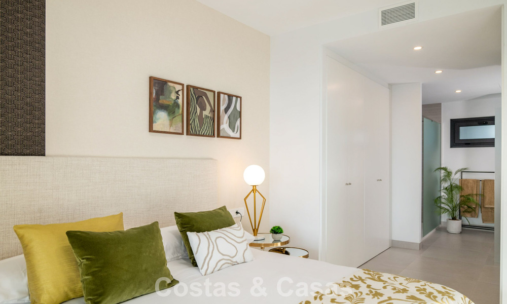 New modern apartments in a 5-star boutique resort for sale in Marbella with stunning sea views 802792