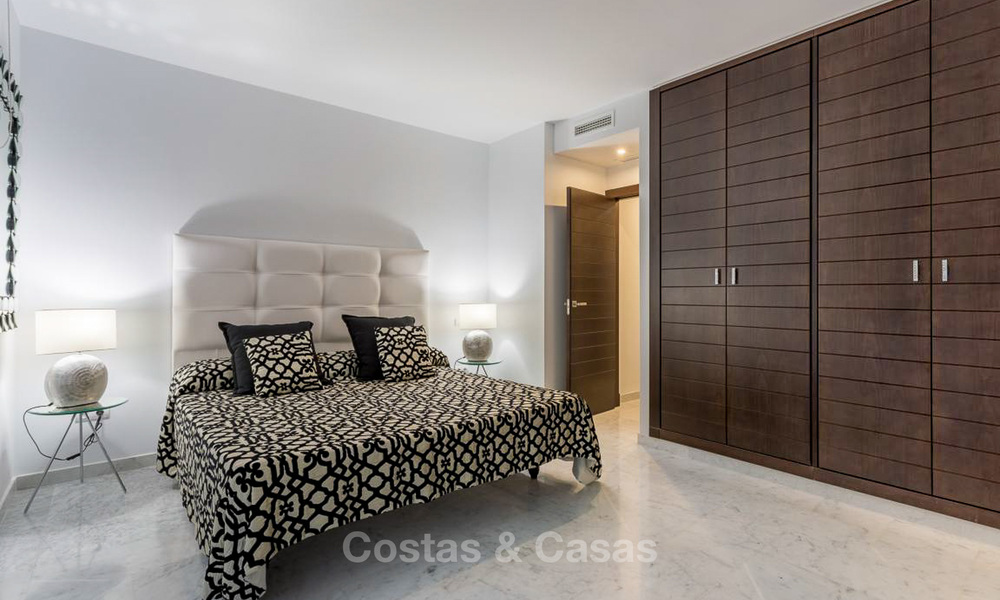 Exquisite and spacious luxury apartment for sale, Marina Puente Romano, Golden Mile, Marbella 6243