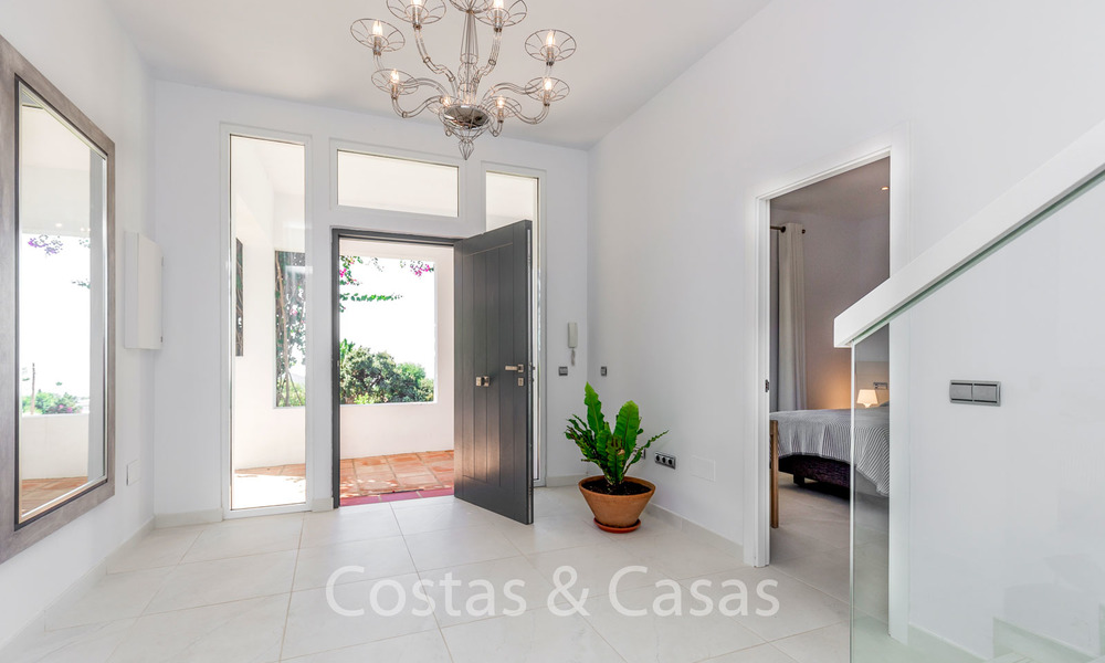 Elegant renovated Andalusian style villa for sale, with panoramic sea views, Marbella East 6372
