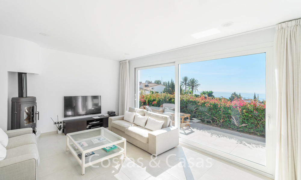 Elegant renovated Andalusian style villa for sale, with panoramic sea views, Marbella East 6377