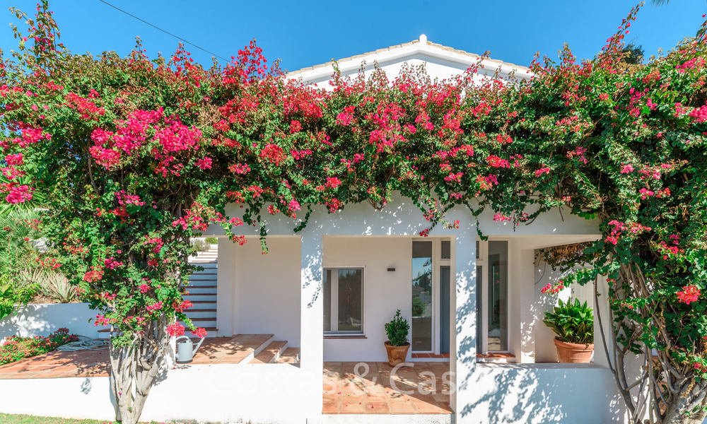 Elegant renovated Andalusian style villa for sale, with panoramic sea views, Marbella East 6391