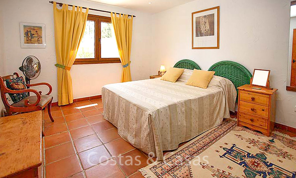 Cosy rustic villa in the countryside for sale, with gorgeous mountain views, Estepona East - Marbella 6411