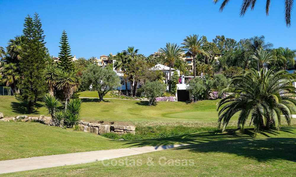 Modern, light and comfortable luxury villas for sale at a prime golf resort, New Golden Mile, Marbella - Estepona 6656