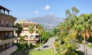 For sale: Modern luxury apartment in a sought after residential complex in the heart of Nueva Andalucia´s Golf Valley - Marbella 6581 