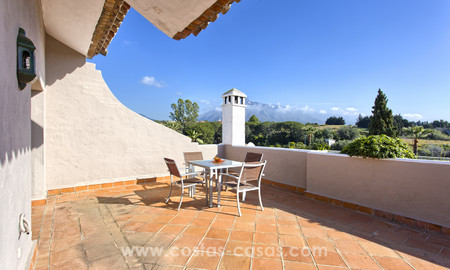 Superbly located duplex penthouse apartment for sale, walking distance to Puerto Banus, the beach and amenities - Nueva Andalucia, Marbella 6678