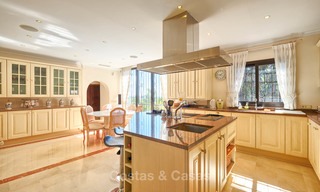 Spacious villa with good potential for sale, walking distance to the beach and Puerto Banus - Golden Mile, Marbella 6701 