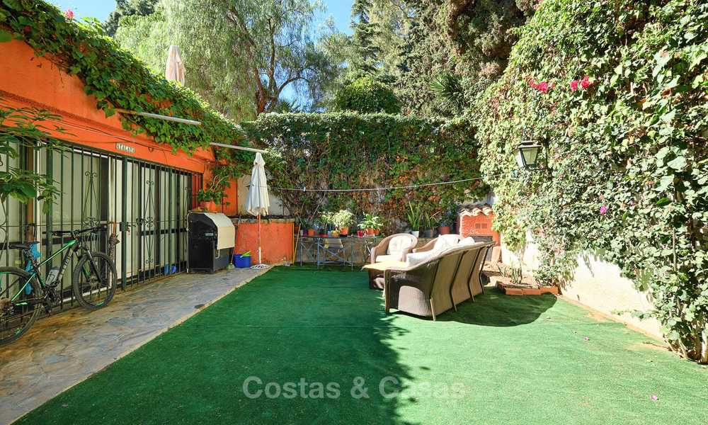 Spacious villa with good potential for sale, walking distance to the beach and Puerto Banus - Golden Mile, Marbella 6721