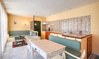 Spacious villa with good potential for sale, walking distance to the beach and Puerto Banus - Golden Mile, Marbella 6734 