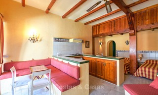 Spacious villa with good potential for sale, walking distance to the beach and Puerto Banus - Golden Mile, Marbella 6748 
