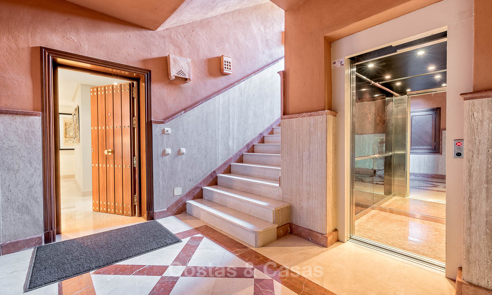 Well located, stylish luxury apartment in an exquisite urbanization - Nueva Andalucia, Marbella 6791