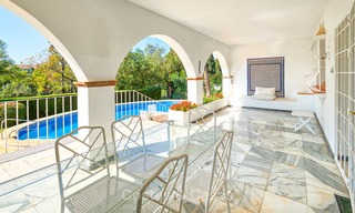 Andalusian style front line golf villa for sale - Marbella 6836 