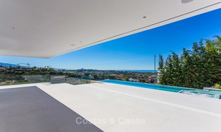 Majestic modern villa with panoramic sea views for sale, front-line golf, Benahavis - Marbella 6839 