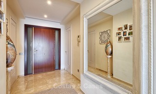 Very attractive luxury beach front apartment with fantastic sea views for sale - New Golden Mile, Marbella - Estepona 7024 