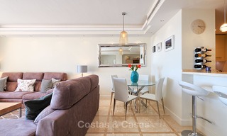Very attractive luxury beach front apartment with fantastic sea views for sale - New Golden Mile, Marbella - Estepona 7029 