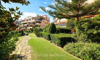 Very attractive luxury beach front apartment with fantastic sea views for sale - New Golden Mile, Marbella - Estepona 7051 