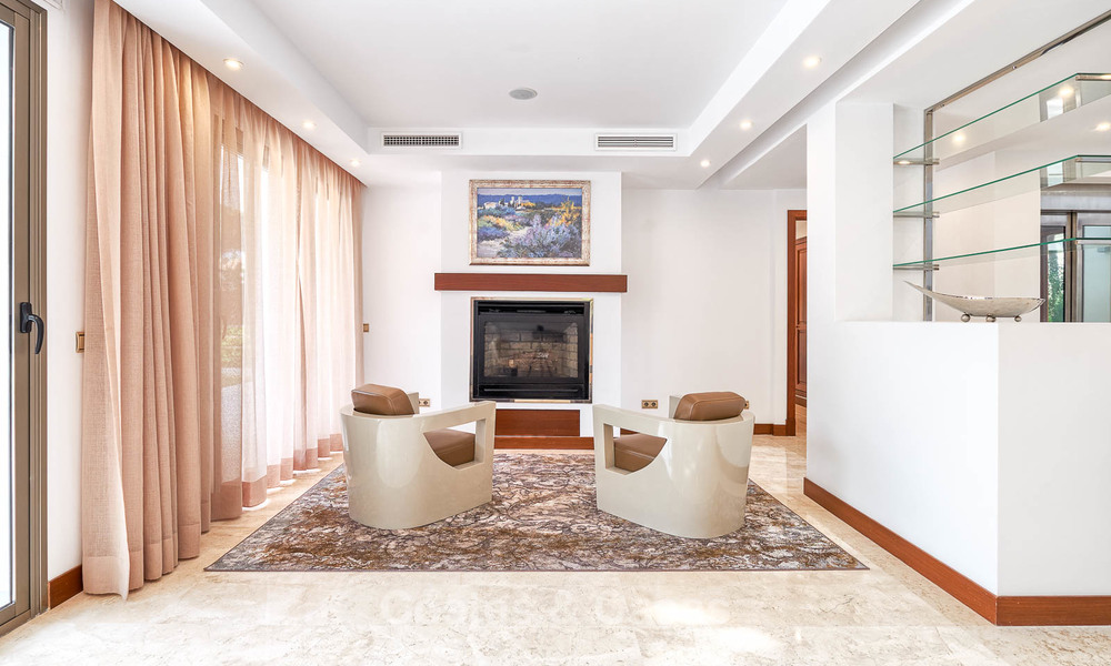 Spacious top-quality new villa for sale, ready to move in, Marbella East 7159